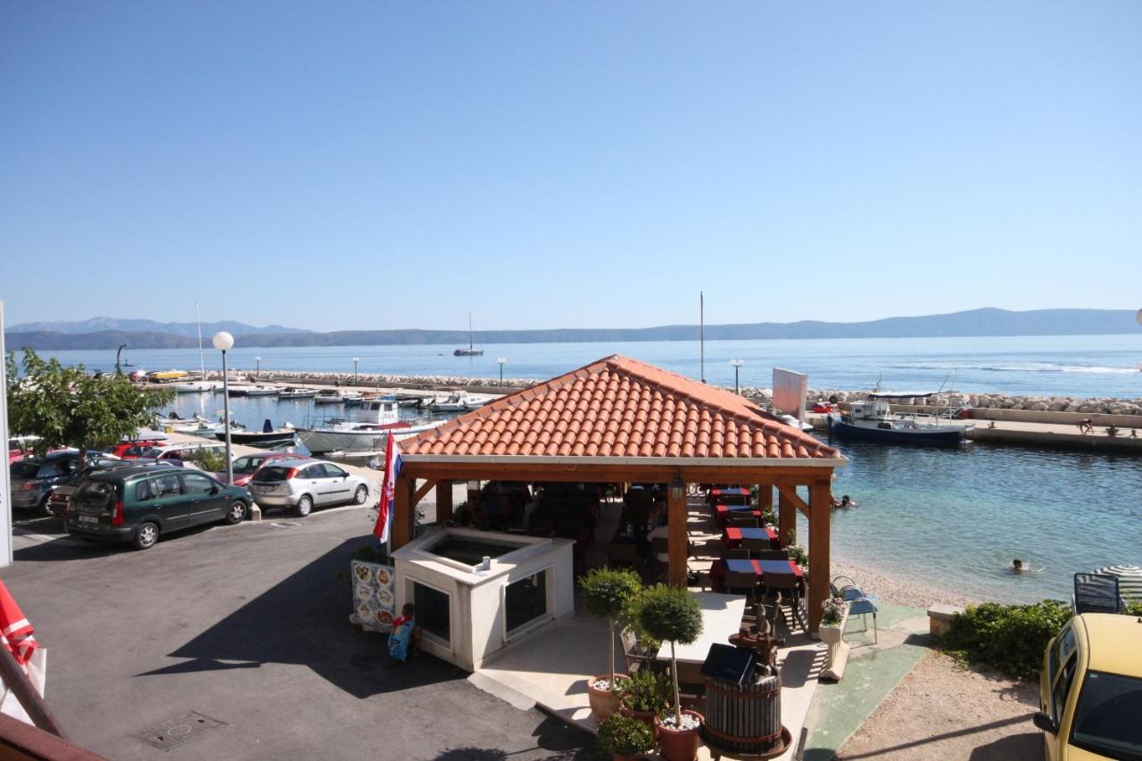 Apartments By The Sea Podgora, Makarska - 6787 Exterior photo